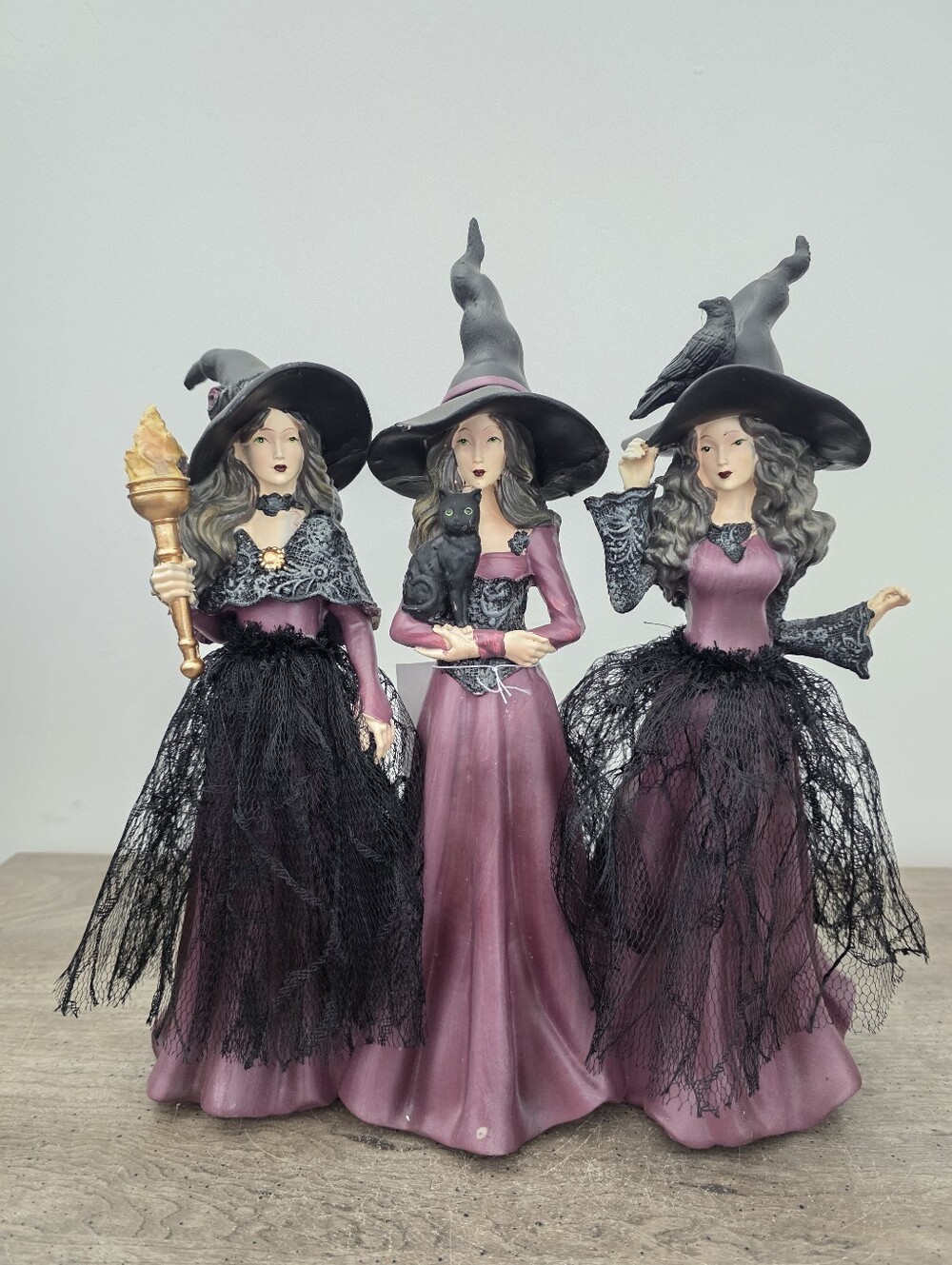 Eerie Charm Halloween Triple Witch Sisters Figurine Gothic Decor Viral New - Picture 2 of 5
